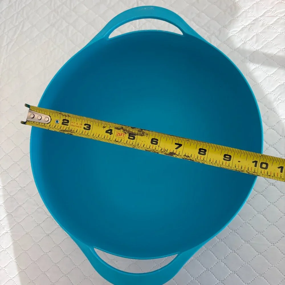 NEW Colorful Plastic Measuring Cups and Bowls Set